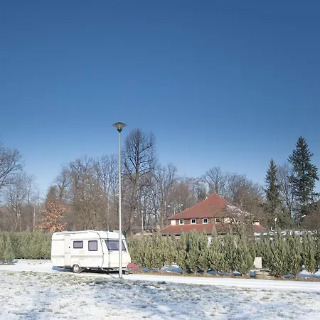 Dom Wycieczkowy - Osrodek Sportu I Rekreacji W Swidnicy Station touristique
